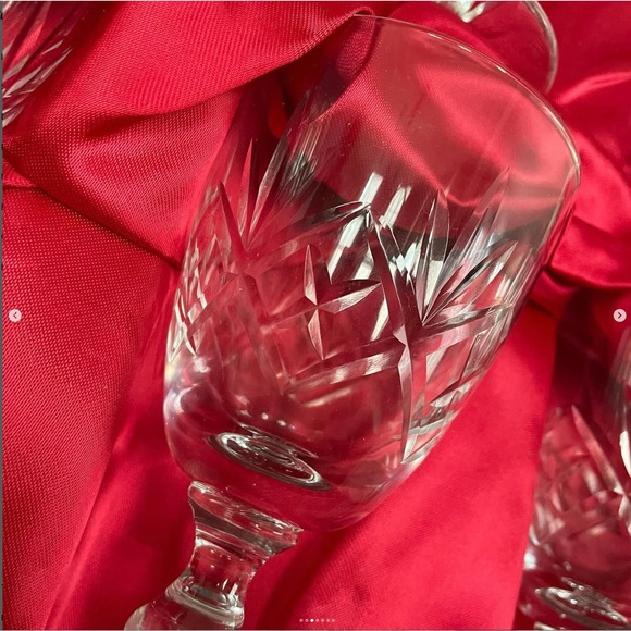 Vintage Duchess Hand Cut Crystal Cordial Wine Glass SET 6 Red Satin Box Barware - Picture 3 of 7